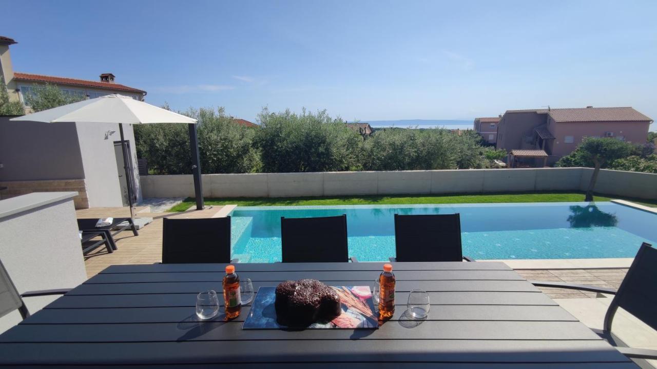 Villa Leola Ližnjan Buitenkant foto