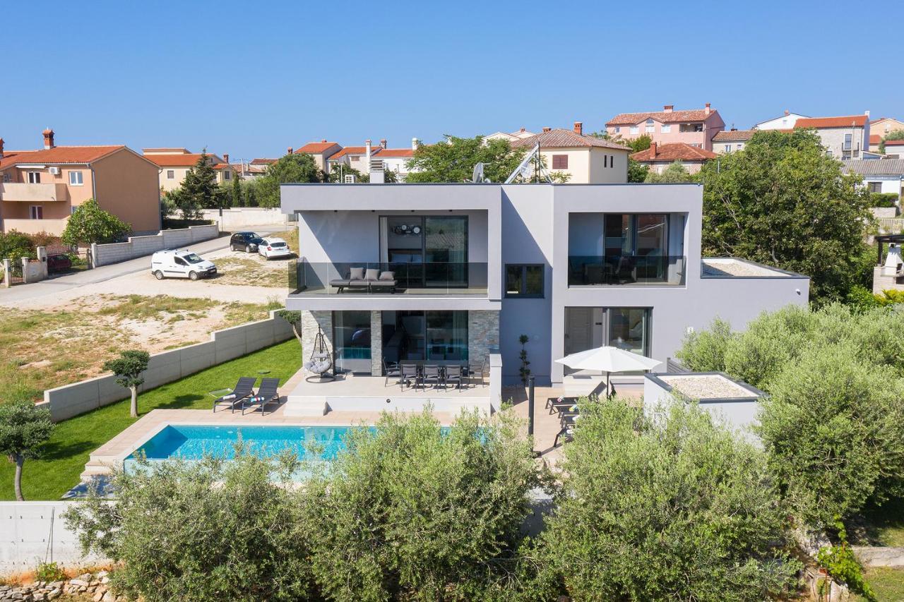 Villa Leola Ližnjan Buitenkant foto